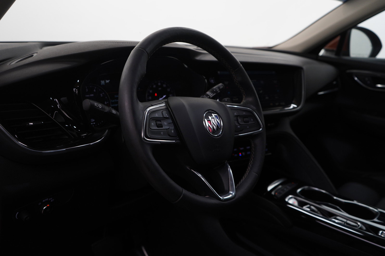 Used 2021 Buick Envision Essence image 17