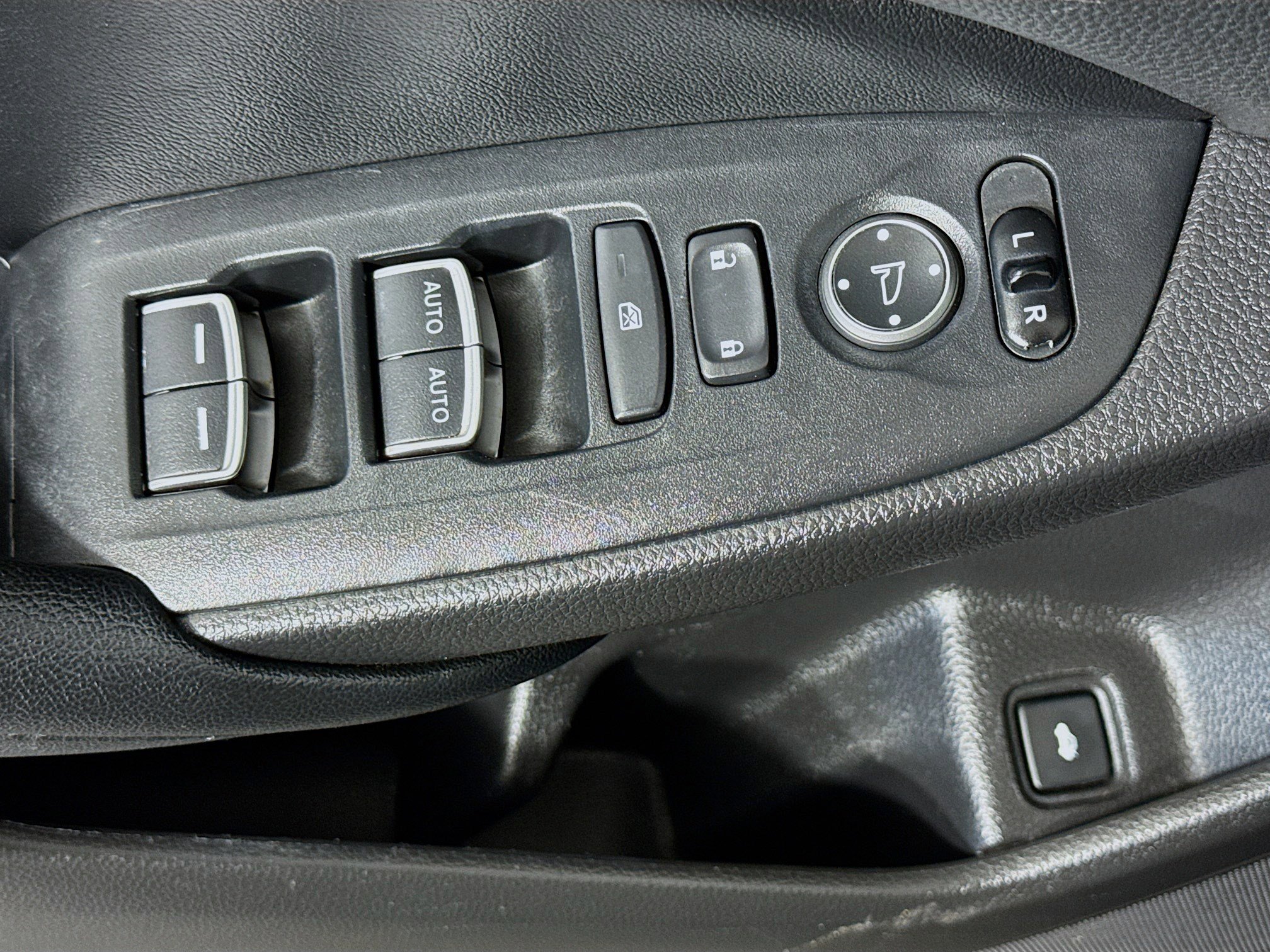 Used 2020 Honda Accord Sport image 24