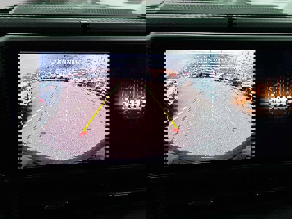 Certified 2025 Jeep Wrangler Unlimited Sahara w/ Safety Group image 36