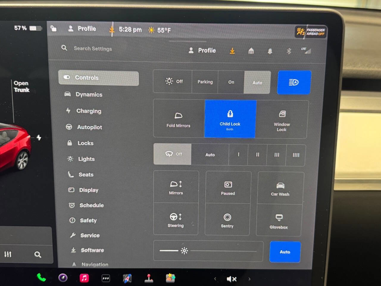 Used 2021 Tesla Model Y Long Range image 28