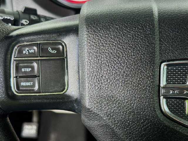 Used 2018 Dodge Grand Caravan SE w/ UConnect Hands-Free Group FWD image 11