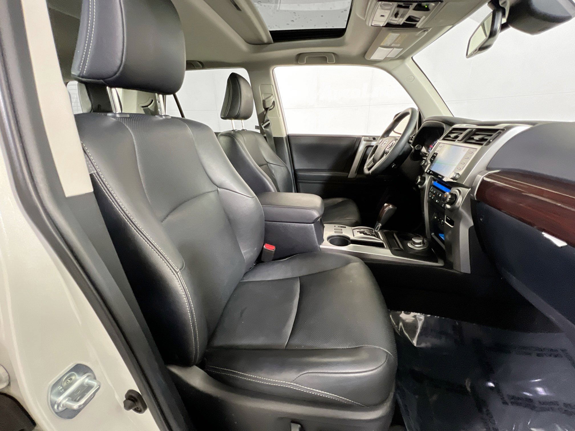 Used 2021 Toyota 4Runner Limited AWD/4WD image 28