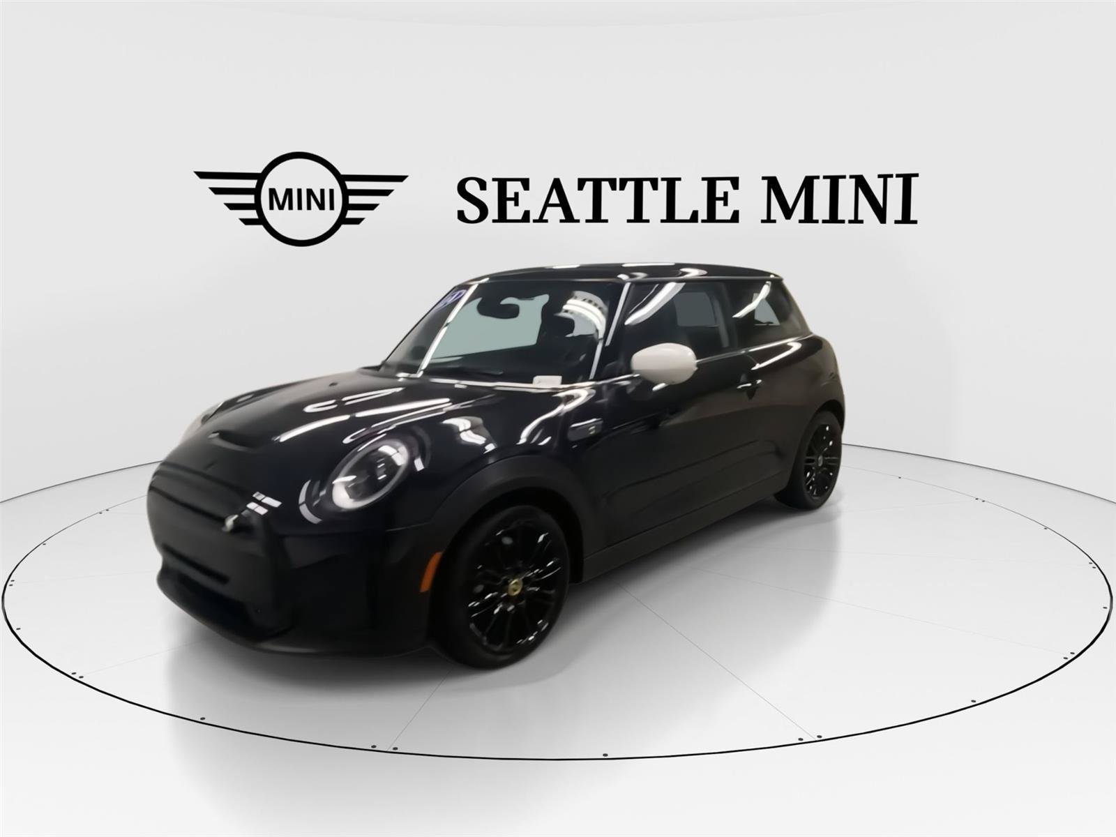 Certified 2024 MINI Cooper SE FWD image 5