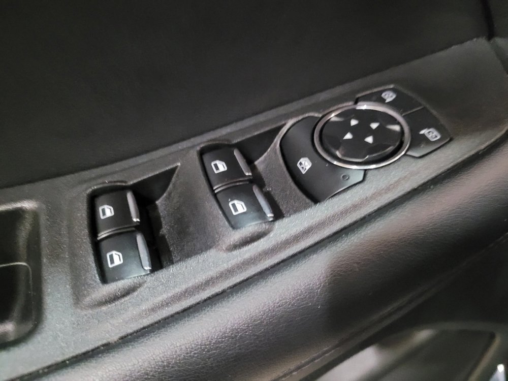 Used 2023 Ford Edge SEL image 27