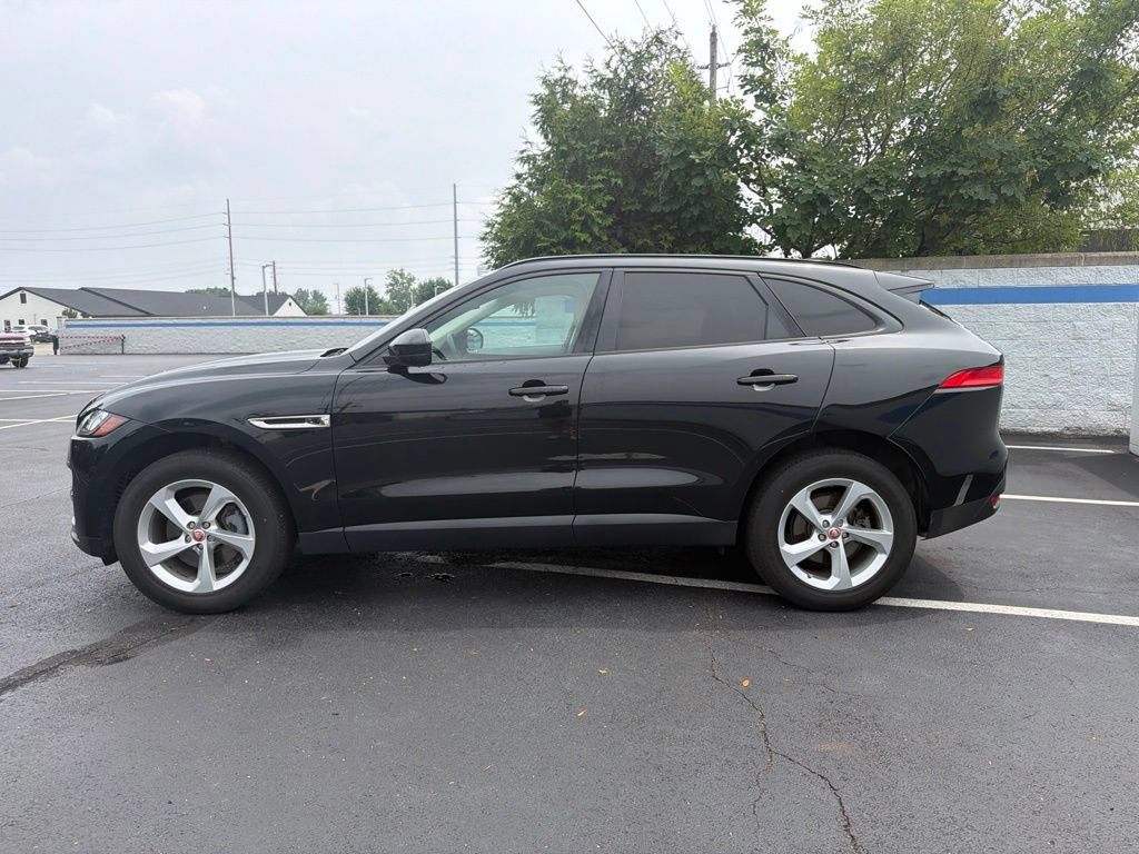 Used 2017 Jaguar F-PACE Premium AWD/4WD image 2