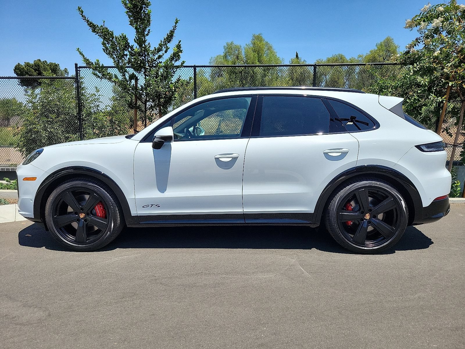 New 2025 Porsche Cayenne GTS AWD/4WD image 2