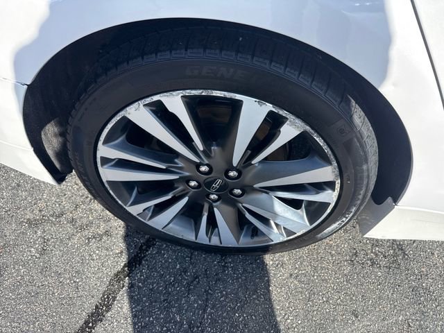 Used 2019 Lincoln MKZ Reserve image 13