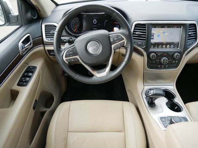 Used 2015 Jeep Grand Cherokee Limited w/ Trailer Tow Group IV image 9