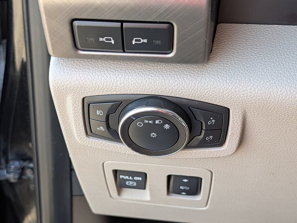 Used 2019 Ford F150 Limited AWD/4WD image 25