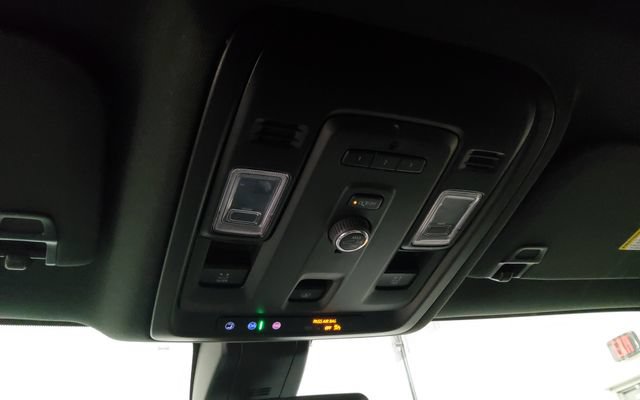 Used 2022 Chevrolet Tahoe Z71 AWD/4WD image 27