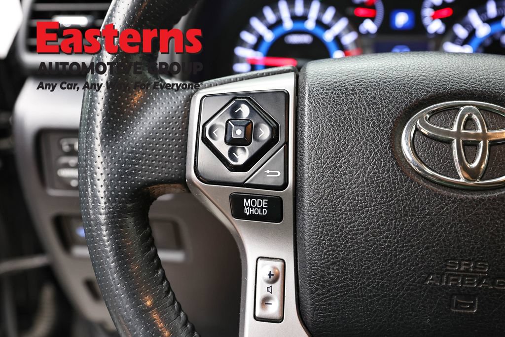 Used 2015 Toyota 4Runner SR5 AWD/4WD image 14