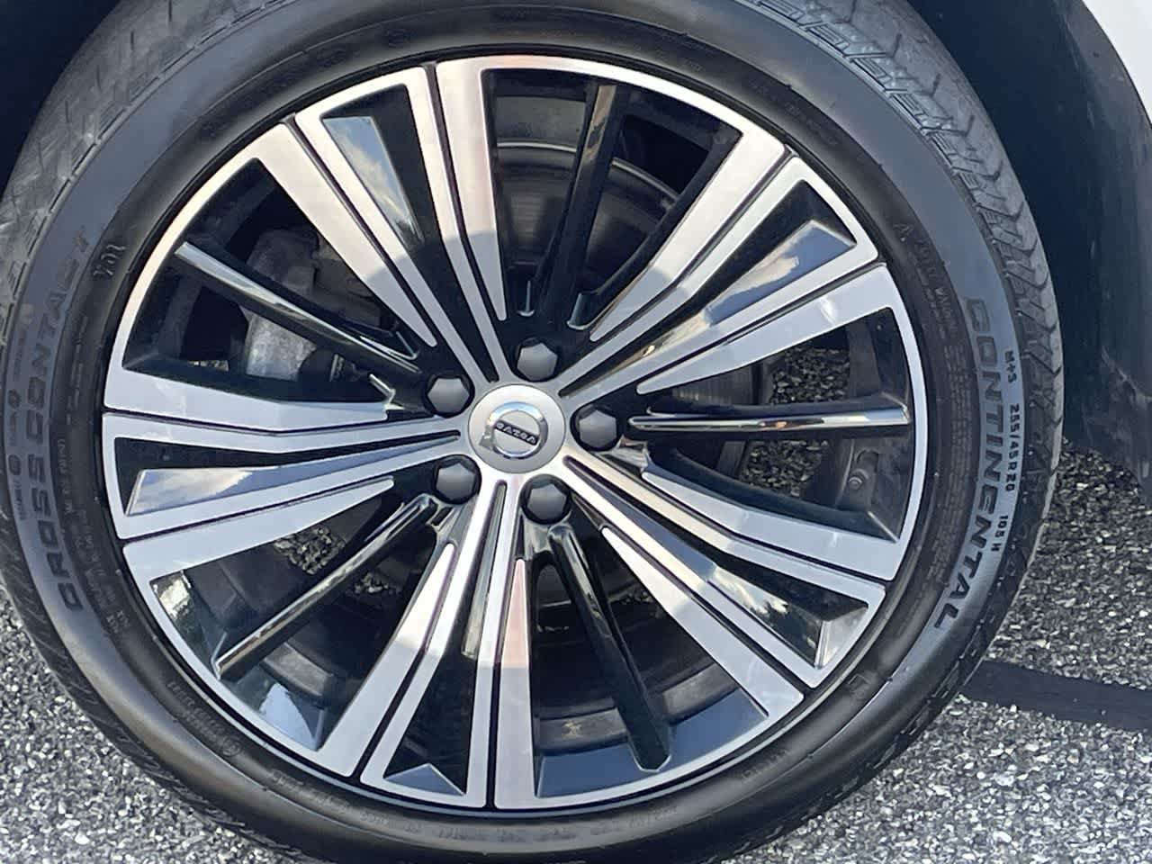 Used 2023 Volvo XC60 B5 Ultimate AWD/4WD image 42