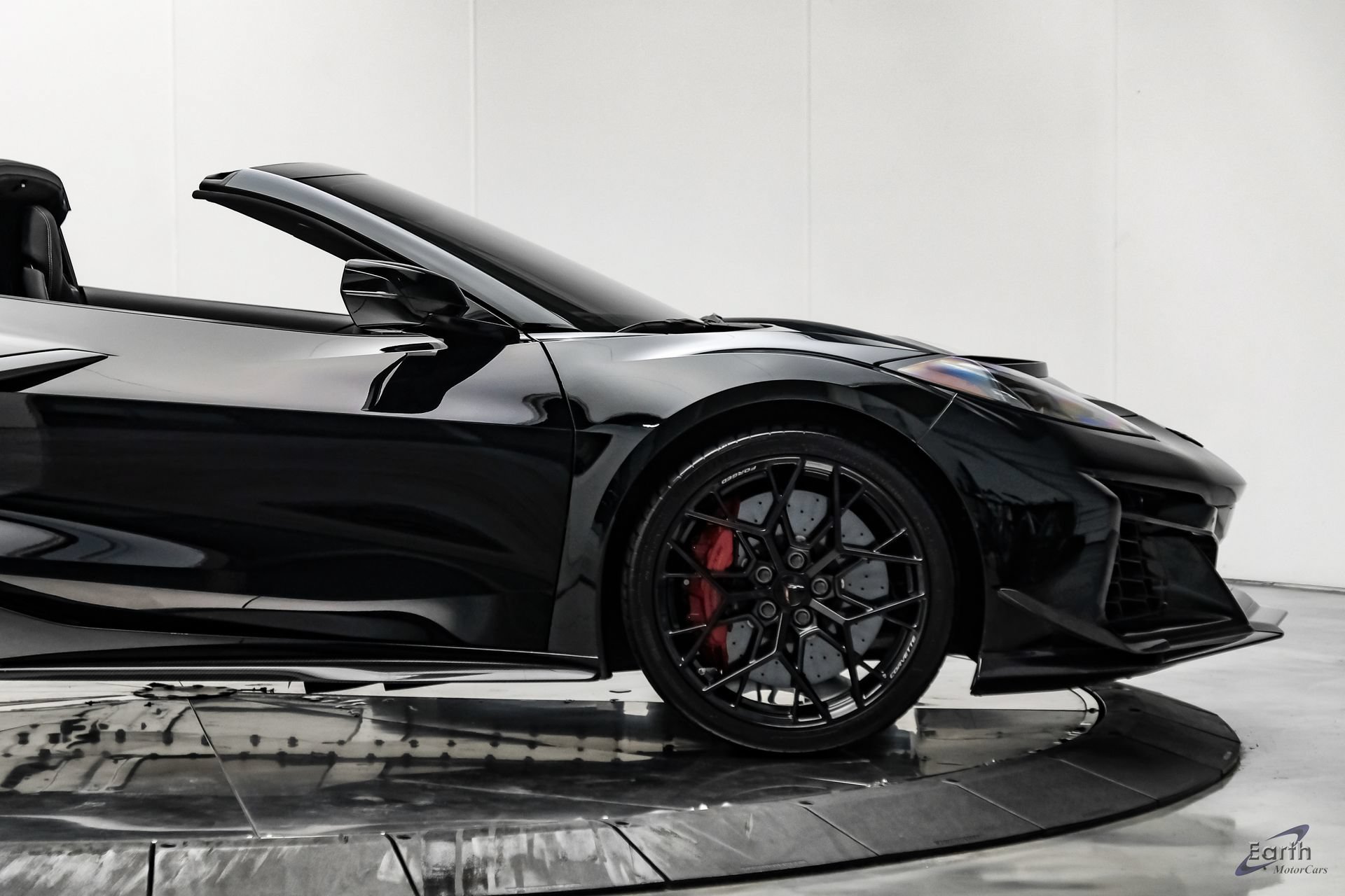 Used 2026 Chevrolet Corvette ZR1 w/ ZR1 Carbon Fiber Aero Package RWD image 30