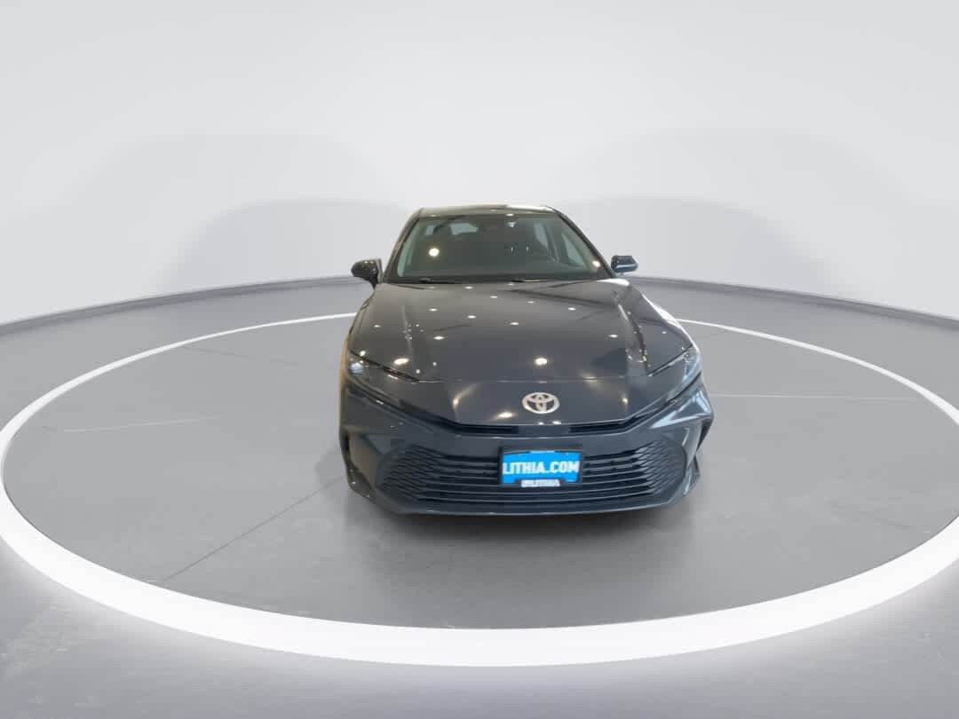 Used 2025 Toyota Camry LE FWD image 3