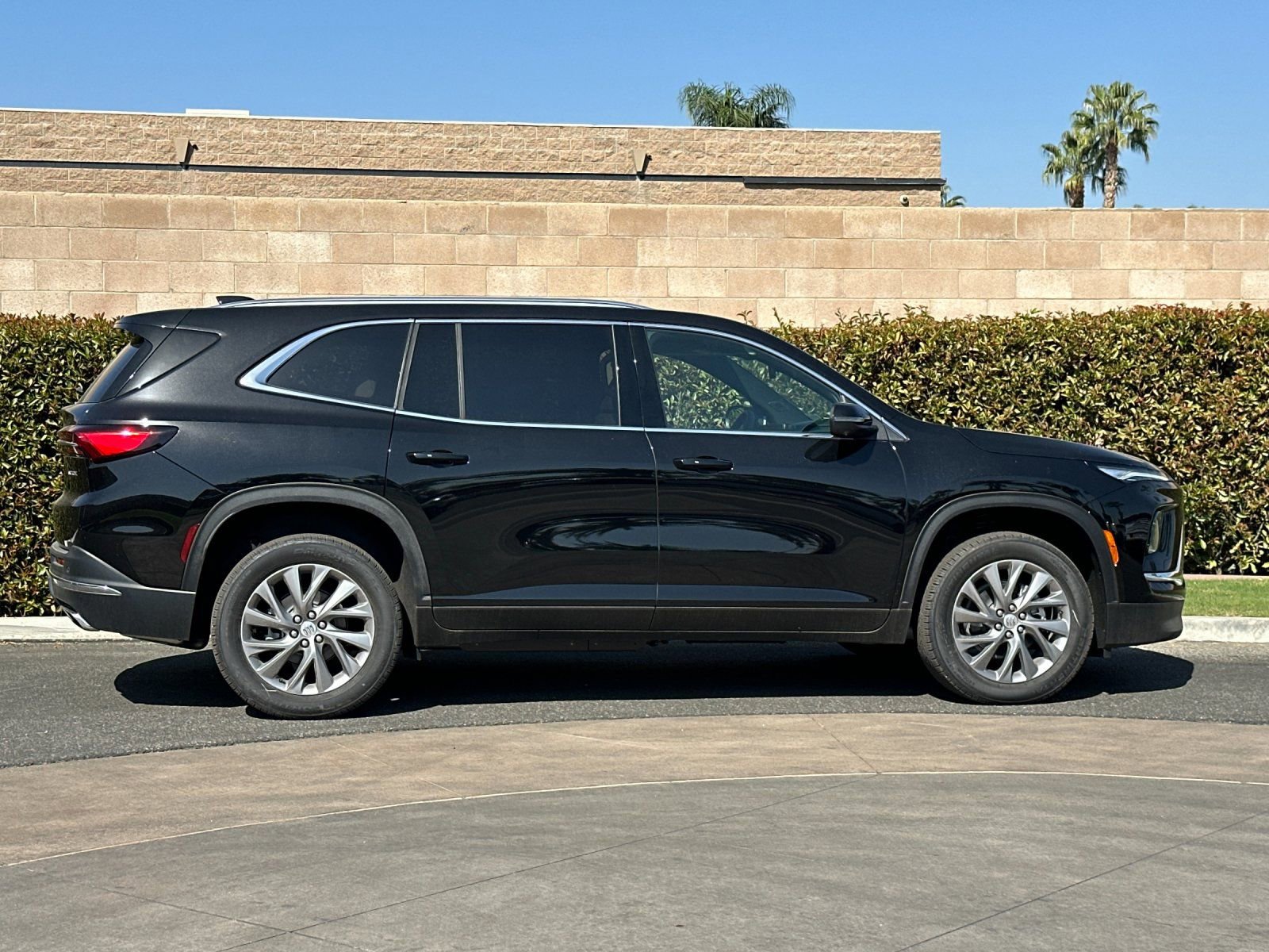 New 2026 Buick Enclave Preferred FWD video 3