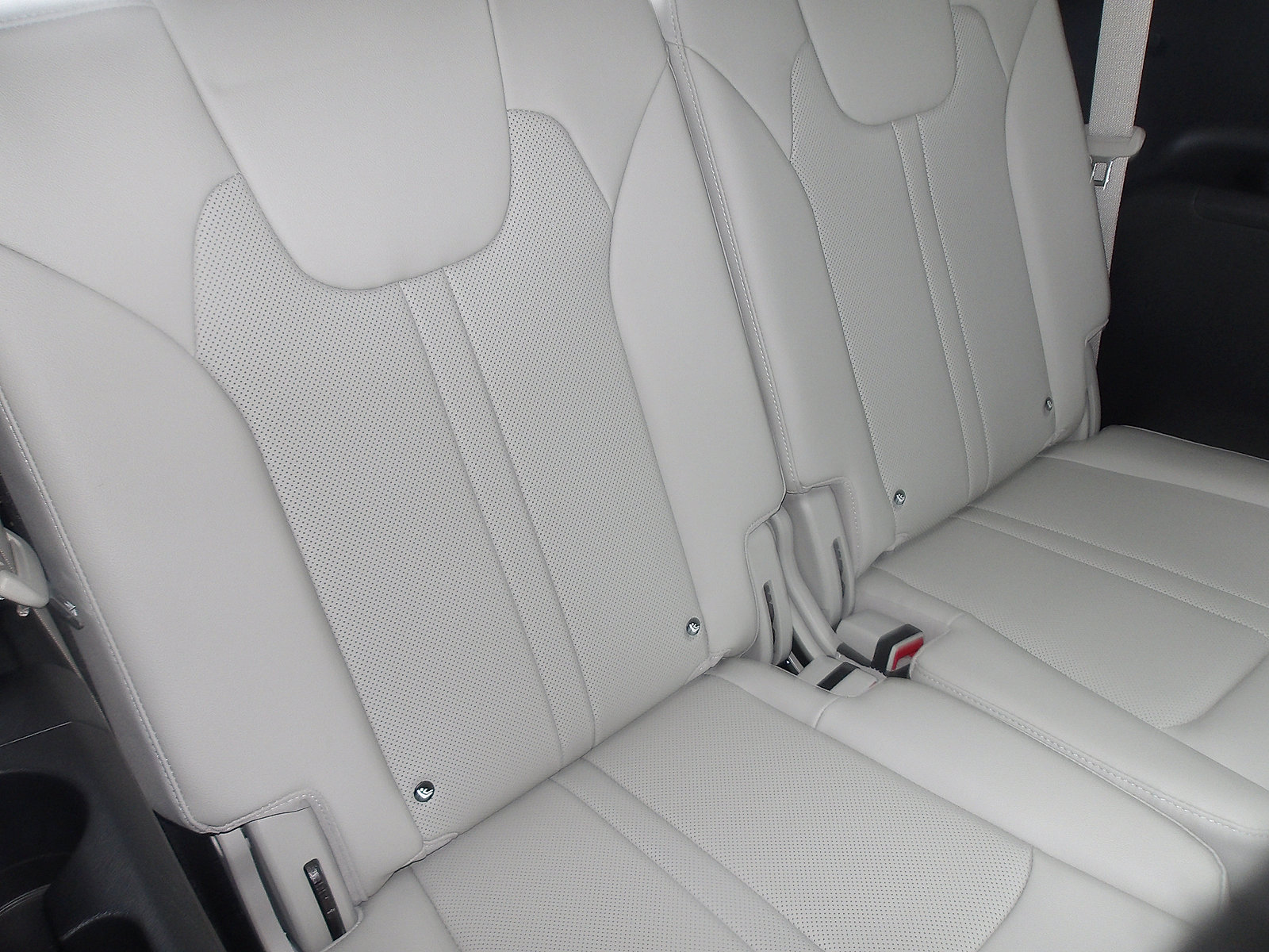 Used 2023 Kia Sorento SX Prestige w/ Panoramic Sunroof Package AWD/4WD image 12