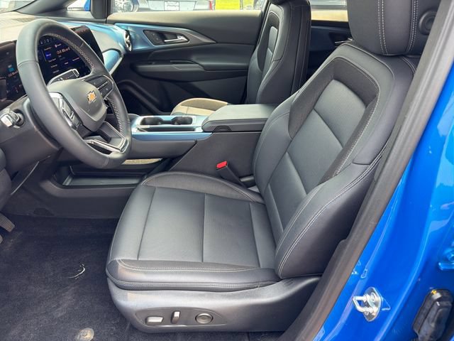 Certified 2024 Chevrolet Equinox EV LT FWD image 10