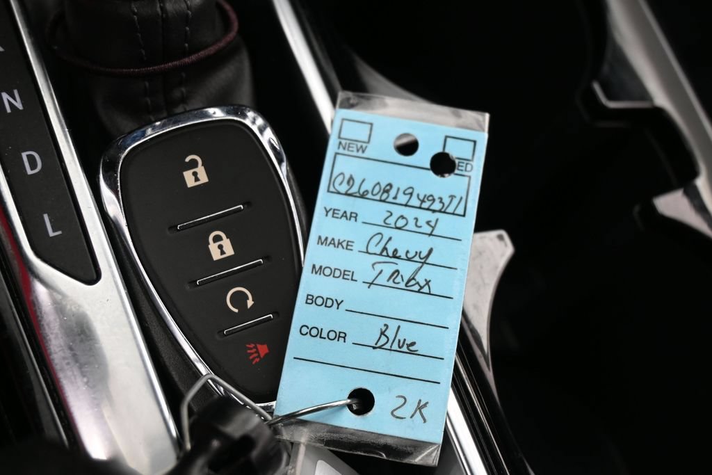 Used 2024 Chevrolet Trax LT FWD image 21