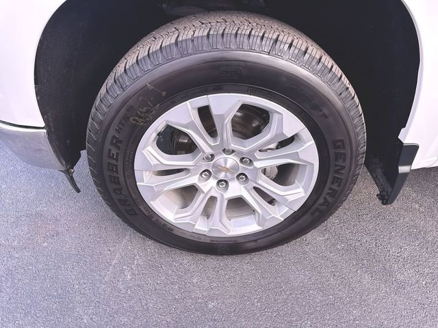 Used 2024 Chevrolet Silverado 1500 LTZ image 32