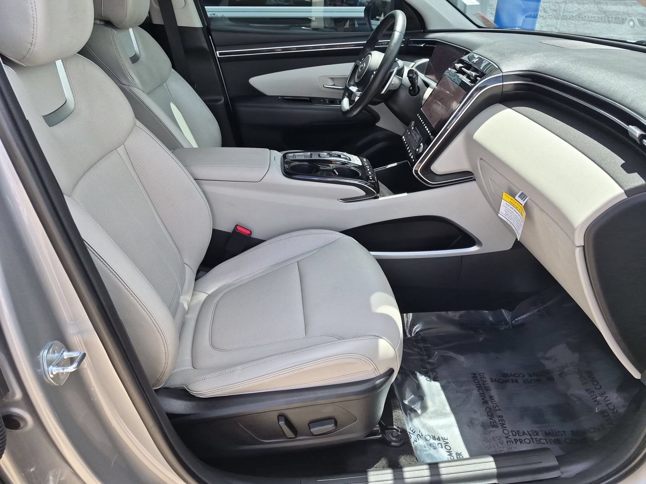Used 2023 Hyundai Tucson Limited w/ Cargo Package AWD/4WD image 33