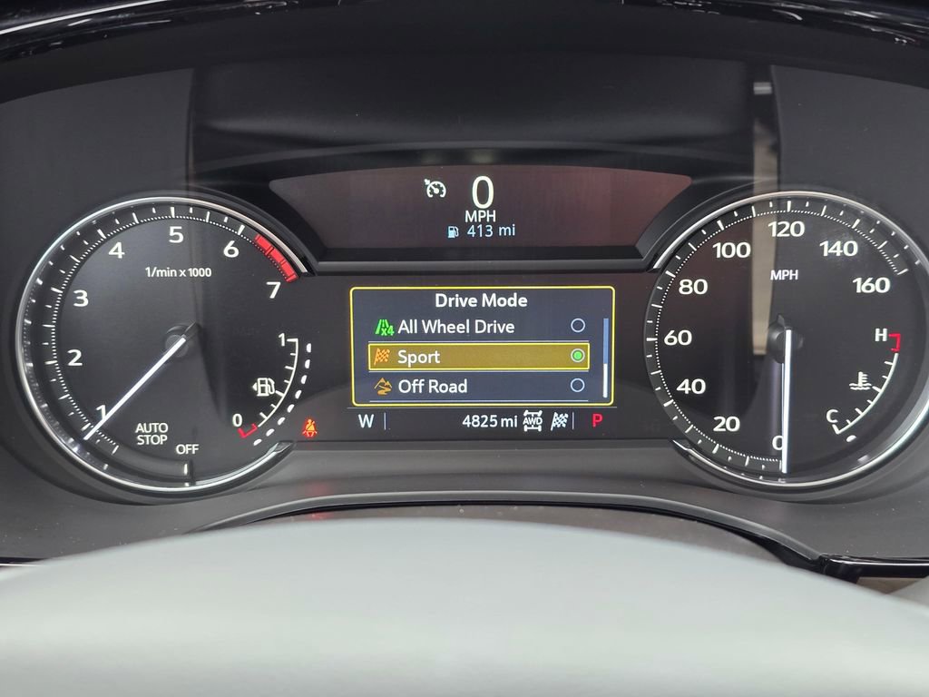 Used 2025 Cadillac XT6 Luxury image 27