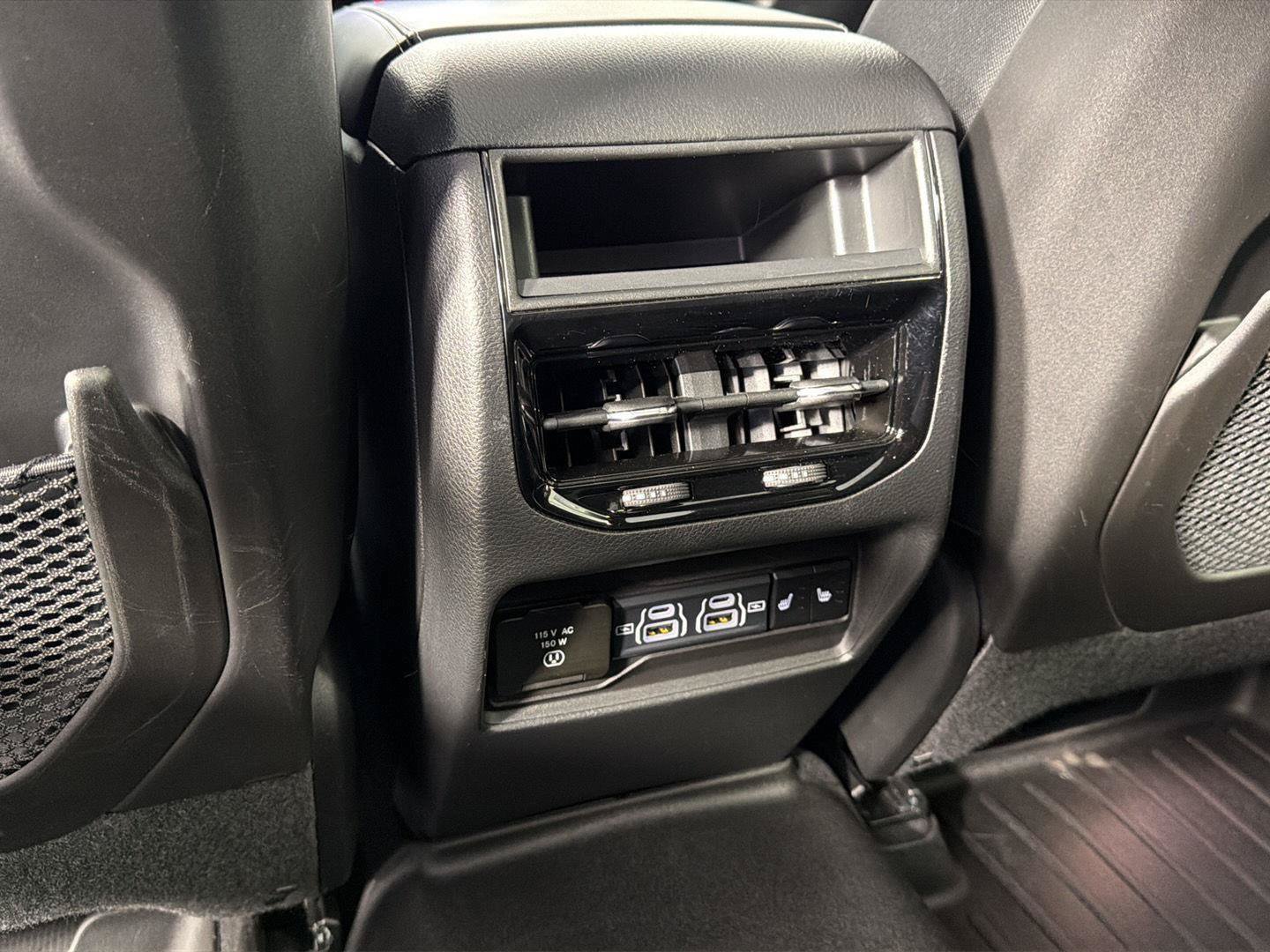 Used 2025 Jeep Grand Cherokee Overland w/ Adv Protech Group III AWD/4WD image 20