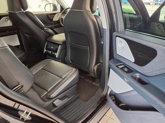 Used 2025 Lincoln Aviator Reserve w/ Equipment Group 201A AWD/4WD image 30