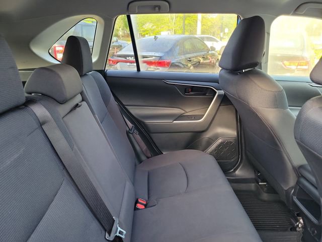 Used 2020 Toyota RAV4 LE w/ All Weather Liner Package image 31