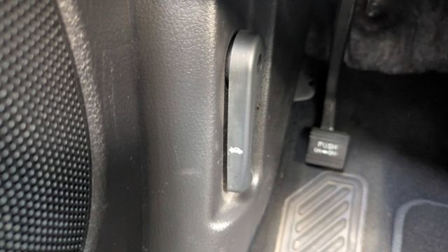 Used 2011 Kia Sorento SX image 44