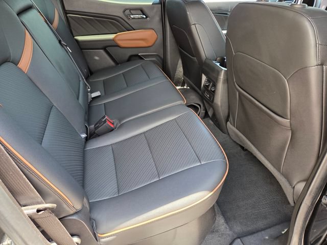 Certified 2023 GMC Canyon AT4 w/ AT4 Premium Package AWD/4WD image 14