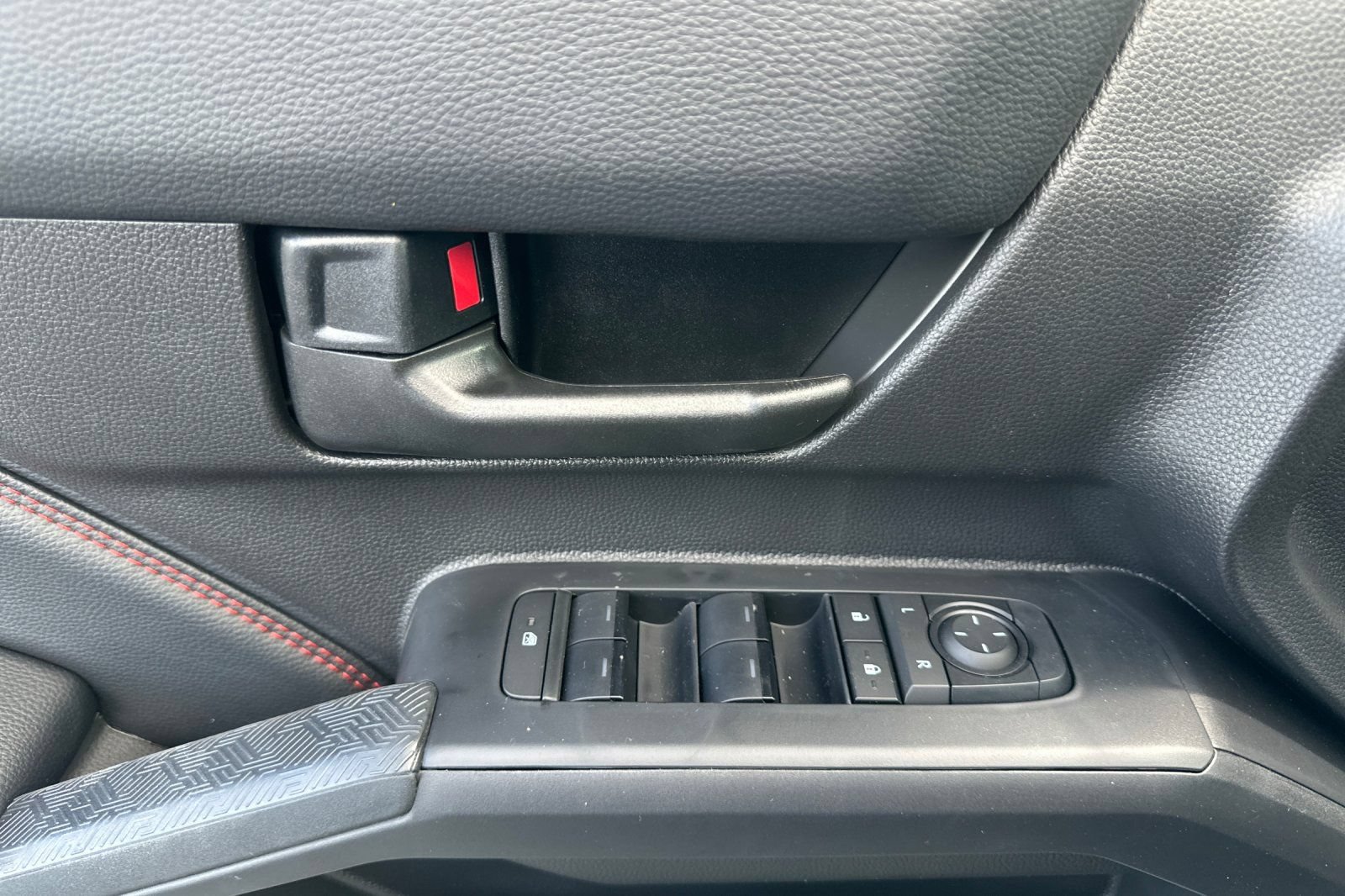 New 2026 Toyota Tacoma TRD Pro AWD/4WD image 8