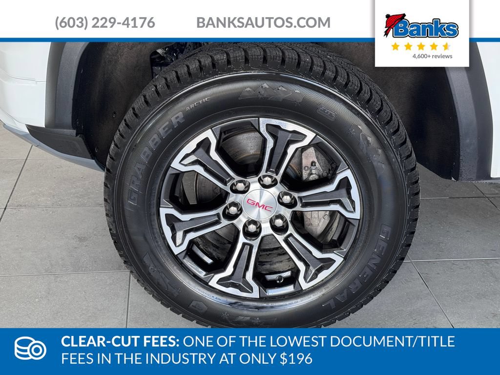 Used 2024 GMC Canyon AT4 w/ AT4 Premium Package AWD/4WD image 4