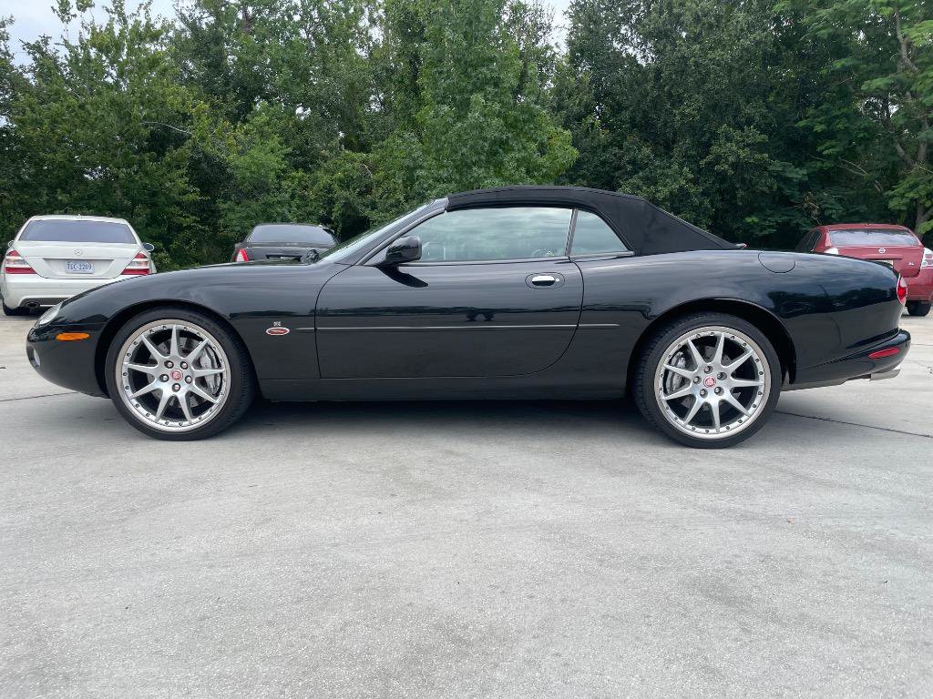 Used 2002 Jaguar XK8 Convertible RWD image 4