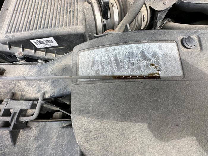 Used 2004 Chevrolet Silverado 2500 LT AWD/4WD image 39