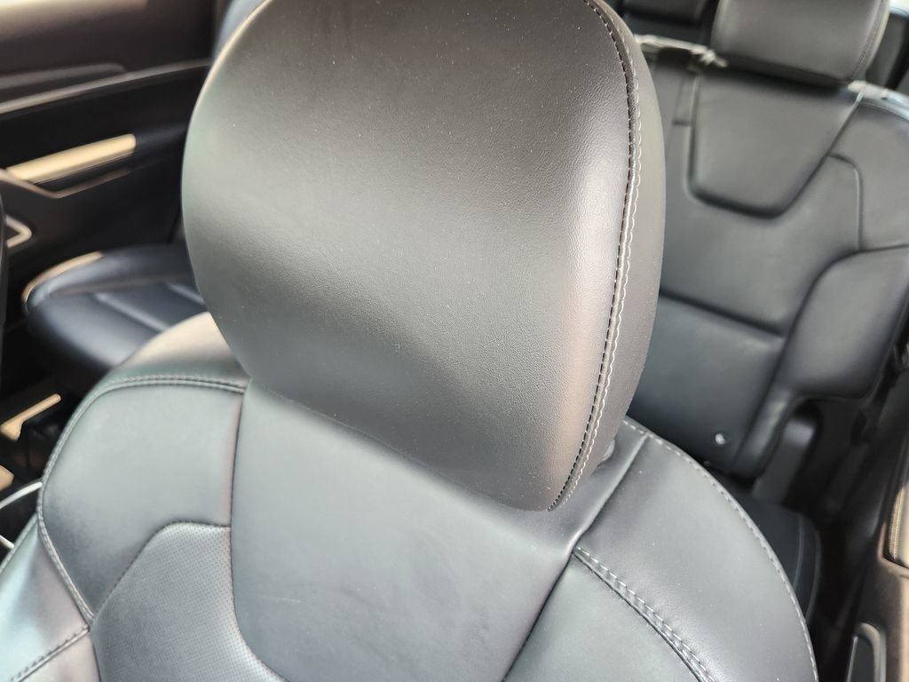 Used 2020 Kia Telluride LX AWD/4WD image 14