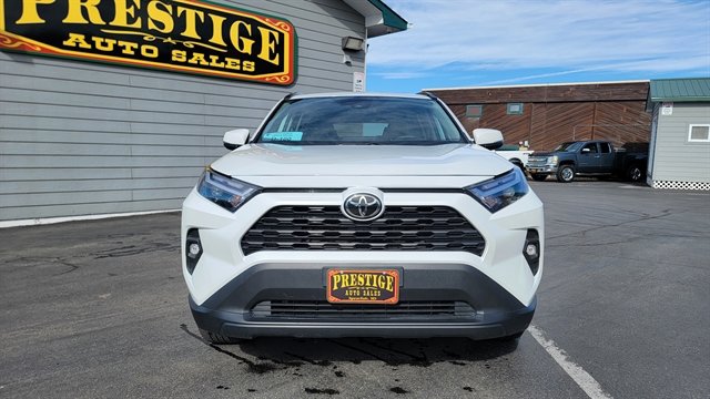 Used 2024 Toyota RAV4 XLE Premium image 2