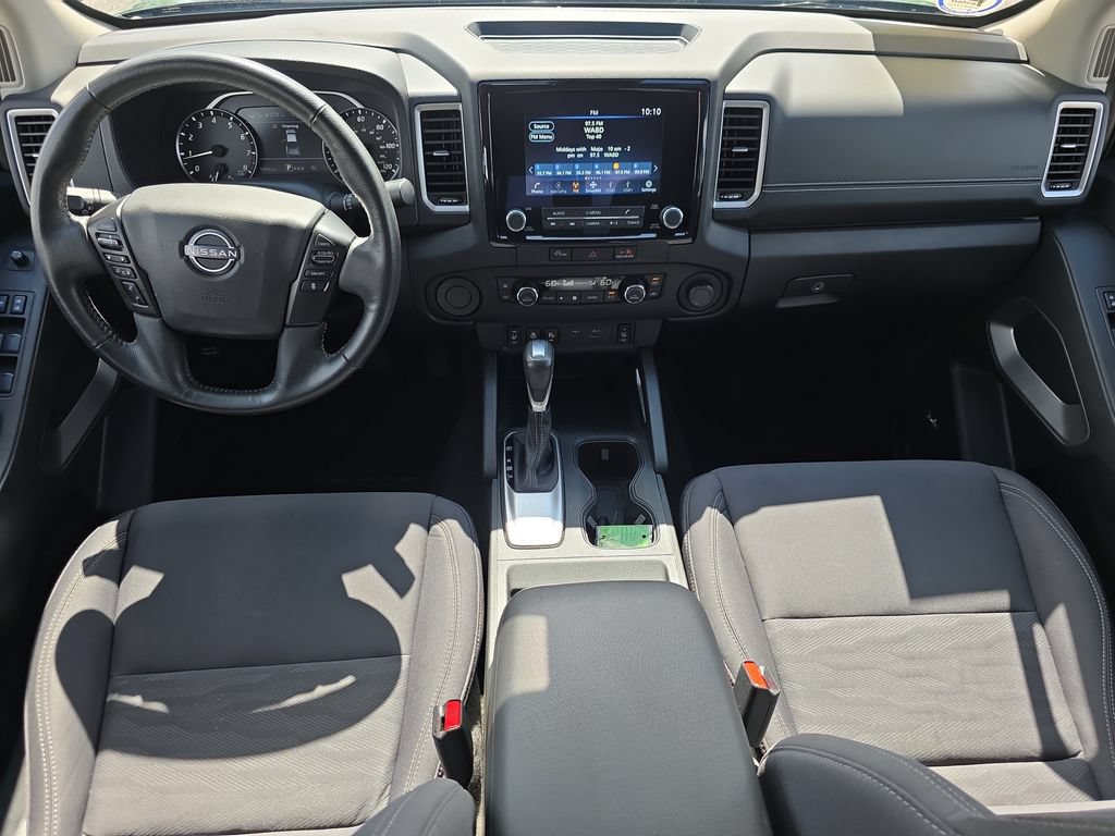 Used 2024 Nissan Frontier SV w/ SV Convenience Package RWD image 13