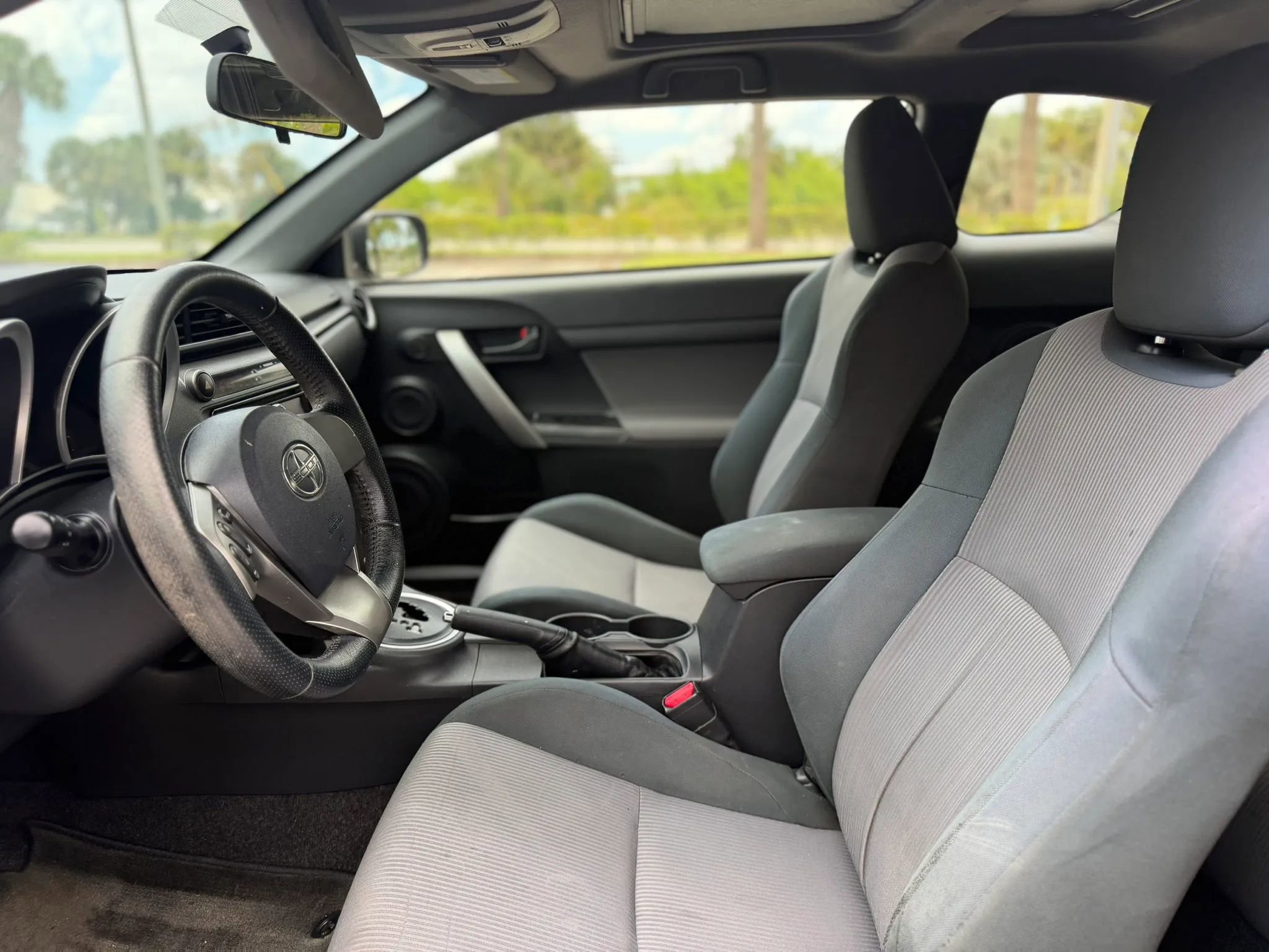 Used 2014 Scion tC FWD image 14