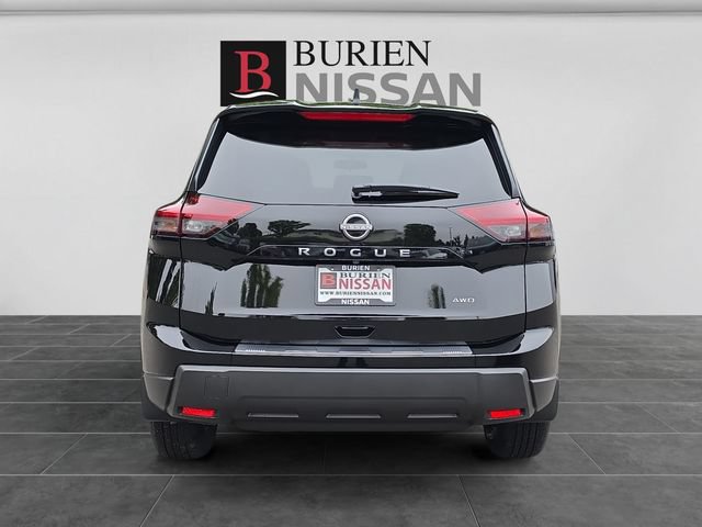 New 2026 Nissan Rogue SV w/ Cold Weather Package AWD/4WD image 4
