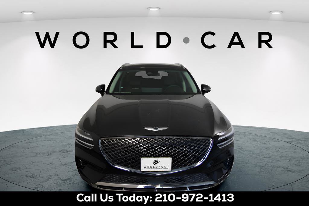 Used 2025 Genesis GV70 2.5T w/ Select Package AWD/4WD image 2