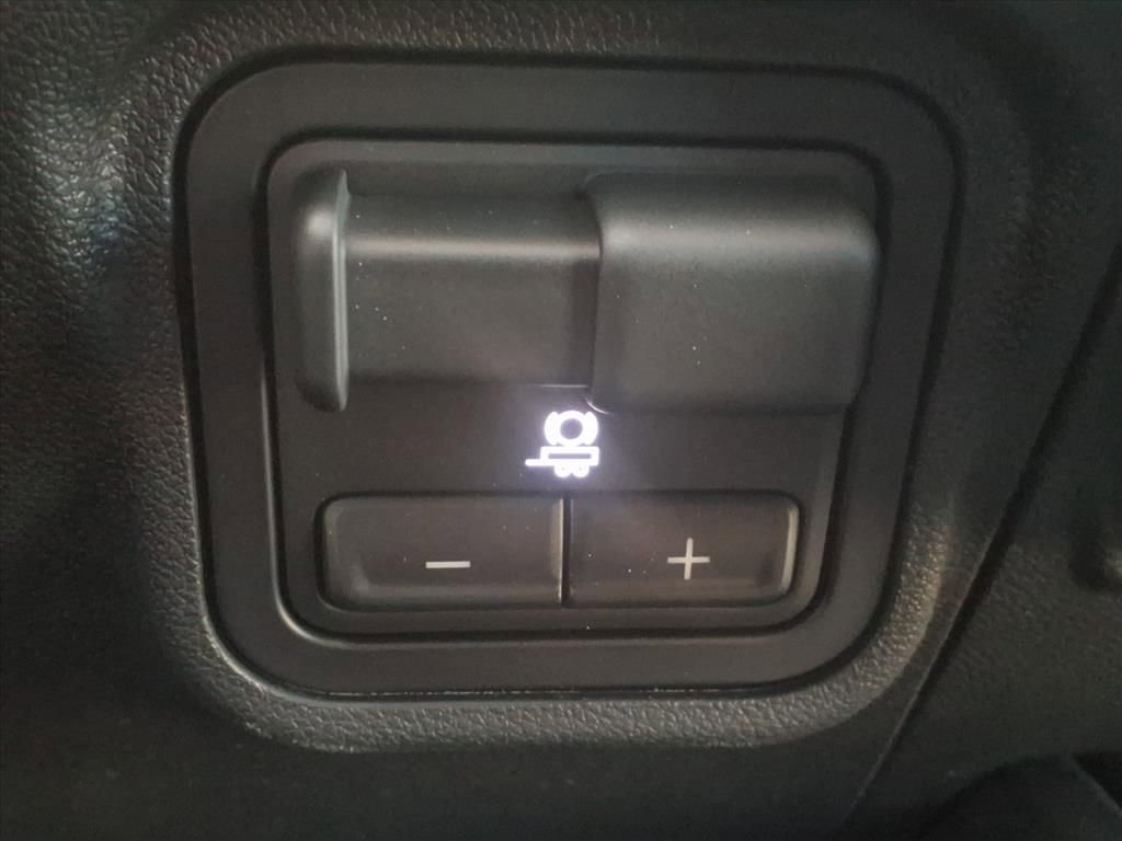 New 2026 GMC Hummer EV SUV w/ LPO, Sport Package image 7