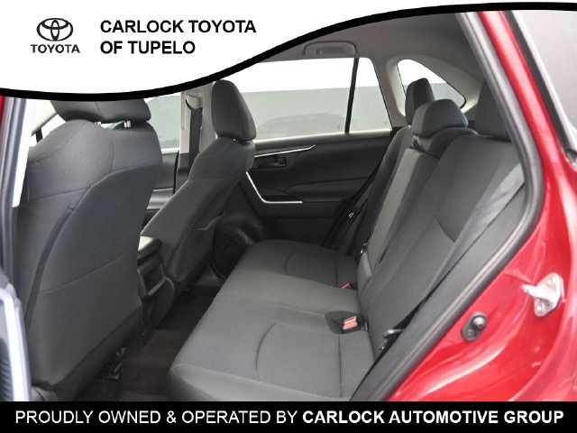 Used 2019 Toyota RAV4 LE FWD image 21