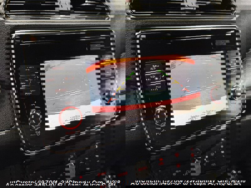 Used 2018 Nissan Leaf SV w/ SV Technology Package image 21