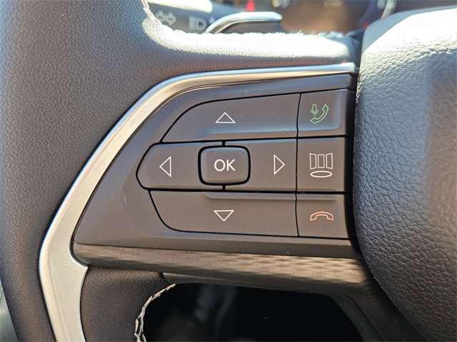 New 2025 Jeep Grand Cherokee L Laredo image 12