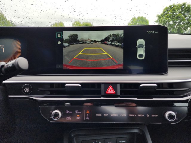 New 2025 Kia K5 LXS FWD image 26