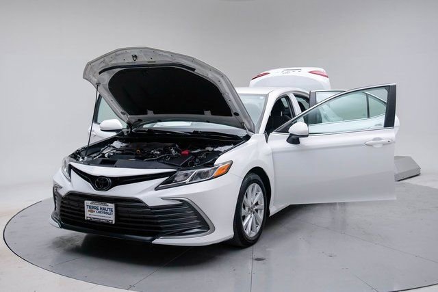 Used 2023 Toyota Camry LE image 17