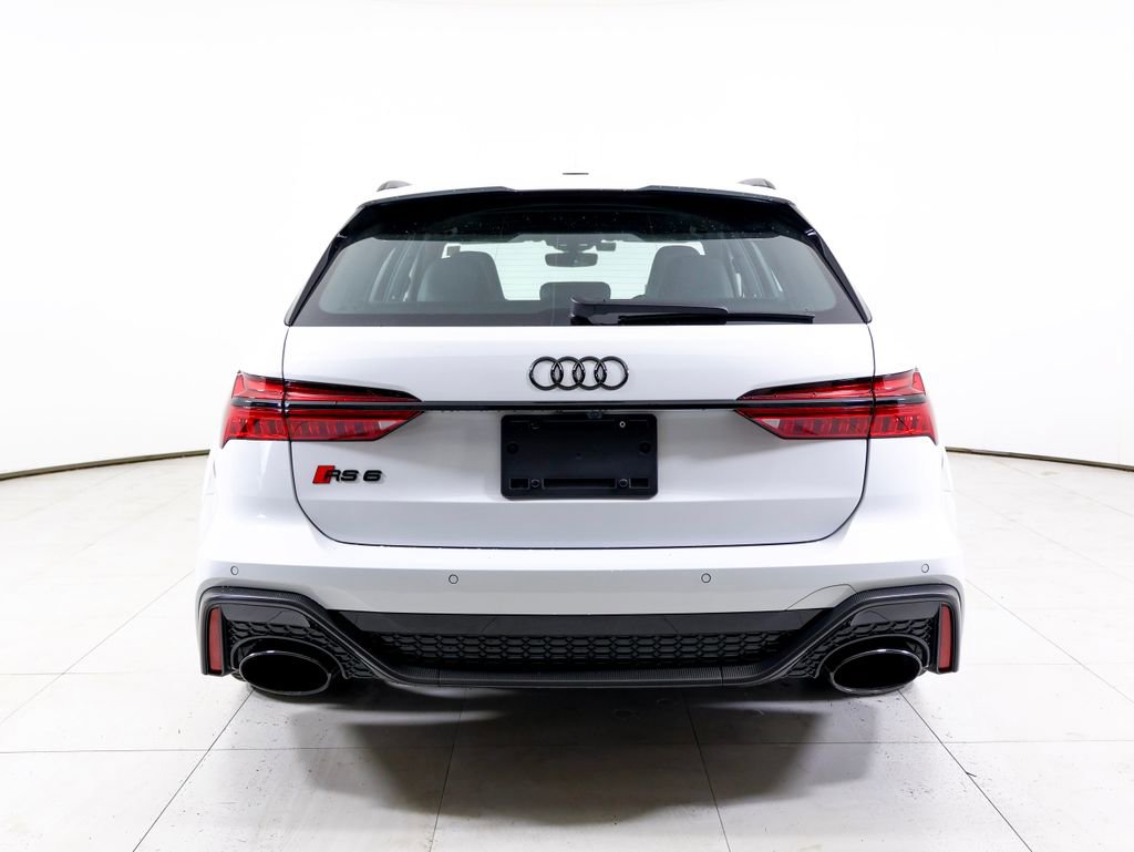 Used 2024 Audi RS 6 performance w/ Matte Carbon Package image 33