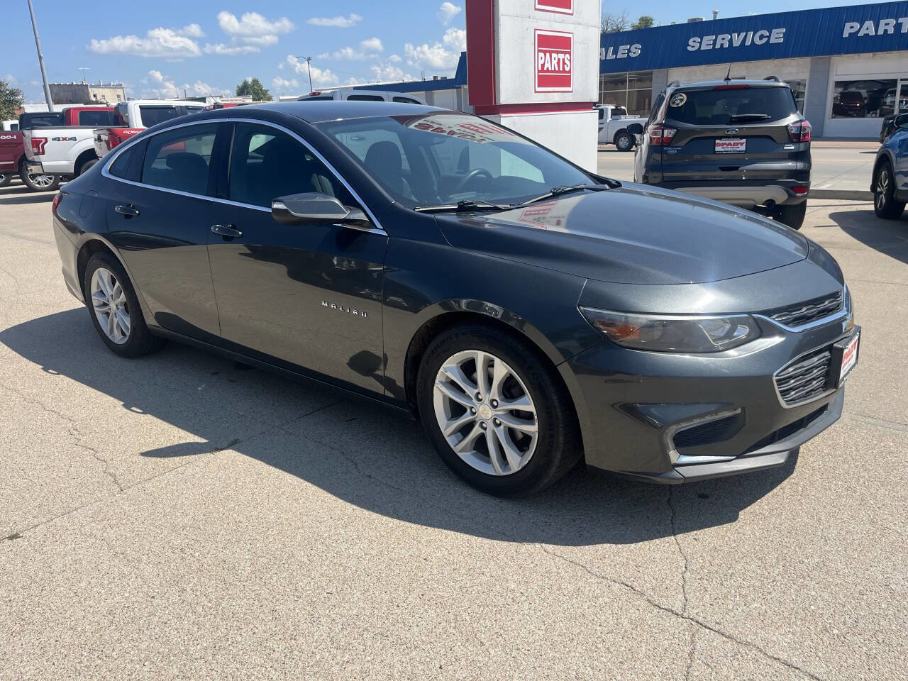 Used 2017 Chevrolet Malibu LT image 6