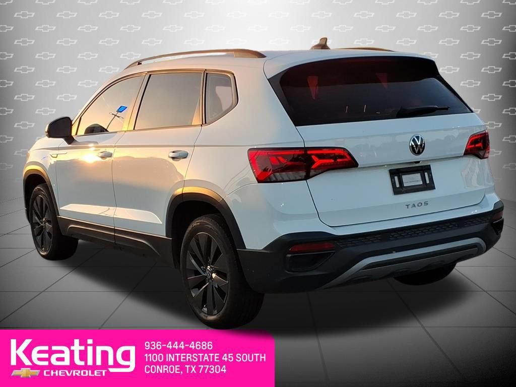 Used 2023 Volkswagen Taos S FWD image 2