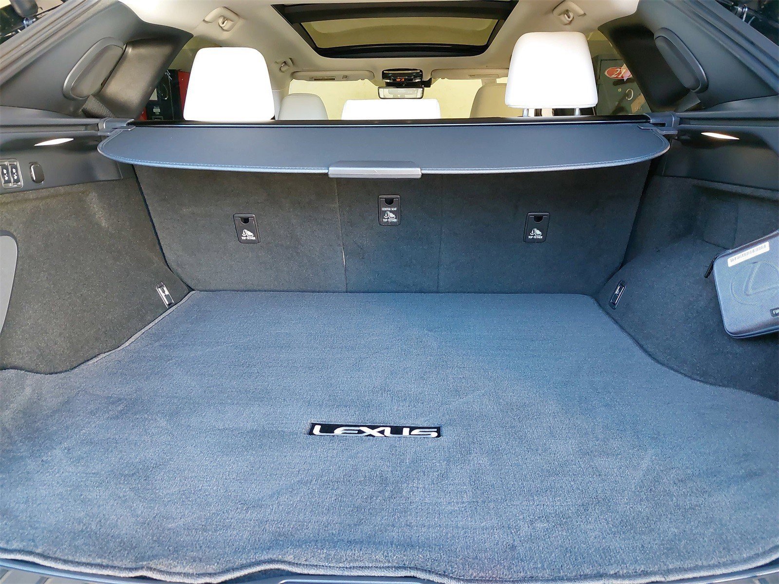 Used 2025 Lexus RX 450h AWD w/ Convenience Package image 12